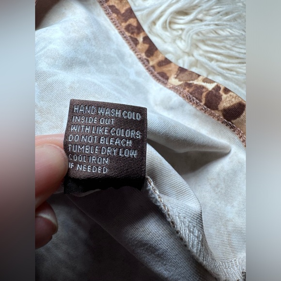 J.McLaughlin Micro Watercolor Cheetah Print Knit Jersey Crew Blouse Size Large - Picture 7 of 9